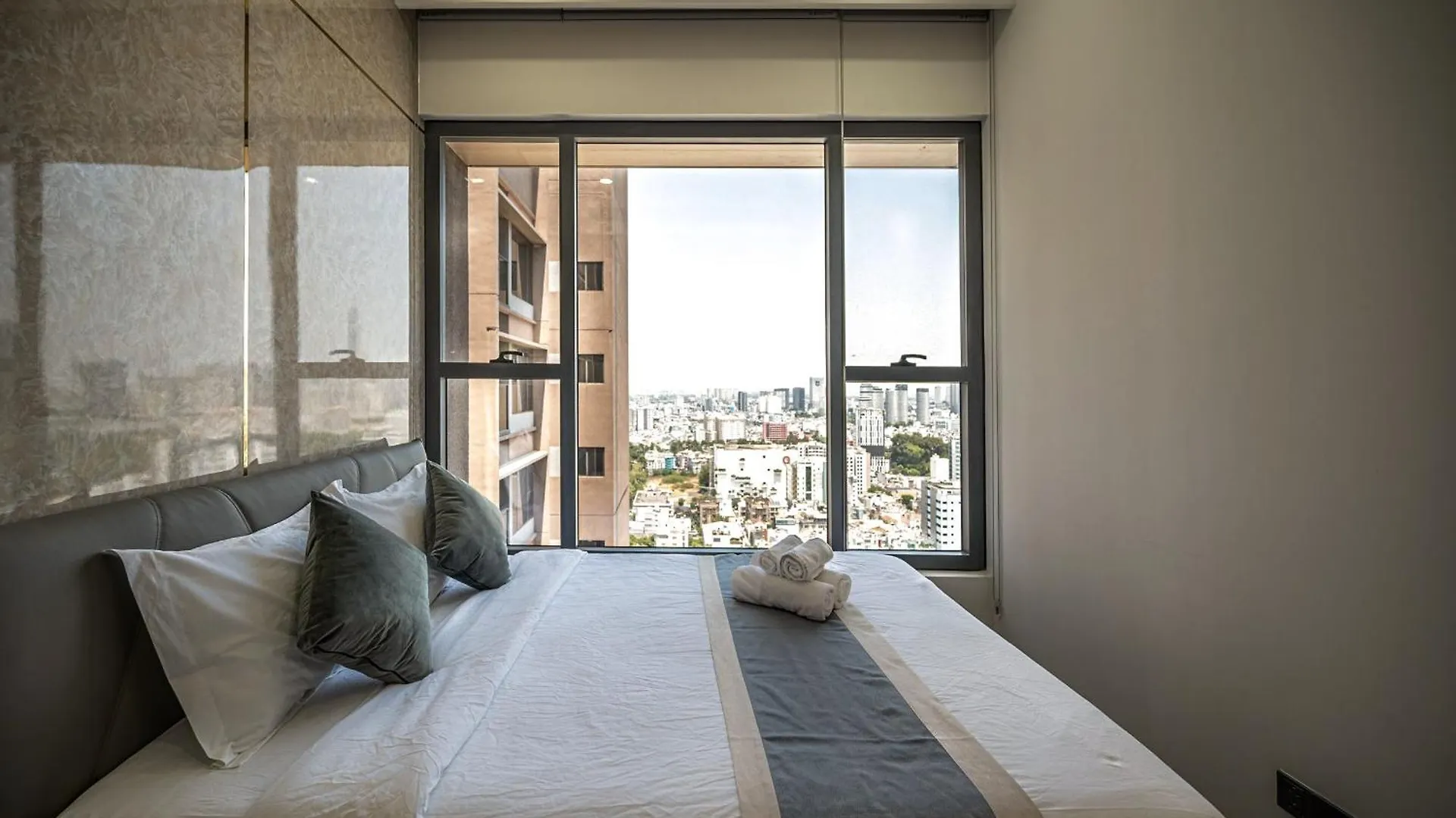Marq Luxury Apartment 229 Inifity Pool Gym City Center Ho Chi Minh City
