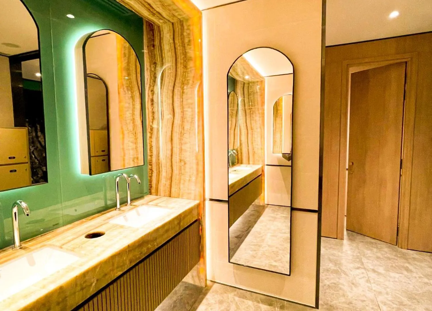 Marq Luxury Apartment 229 Inifity Pool Gym City Center Ho Chi Minh City