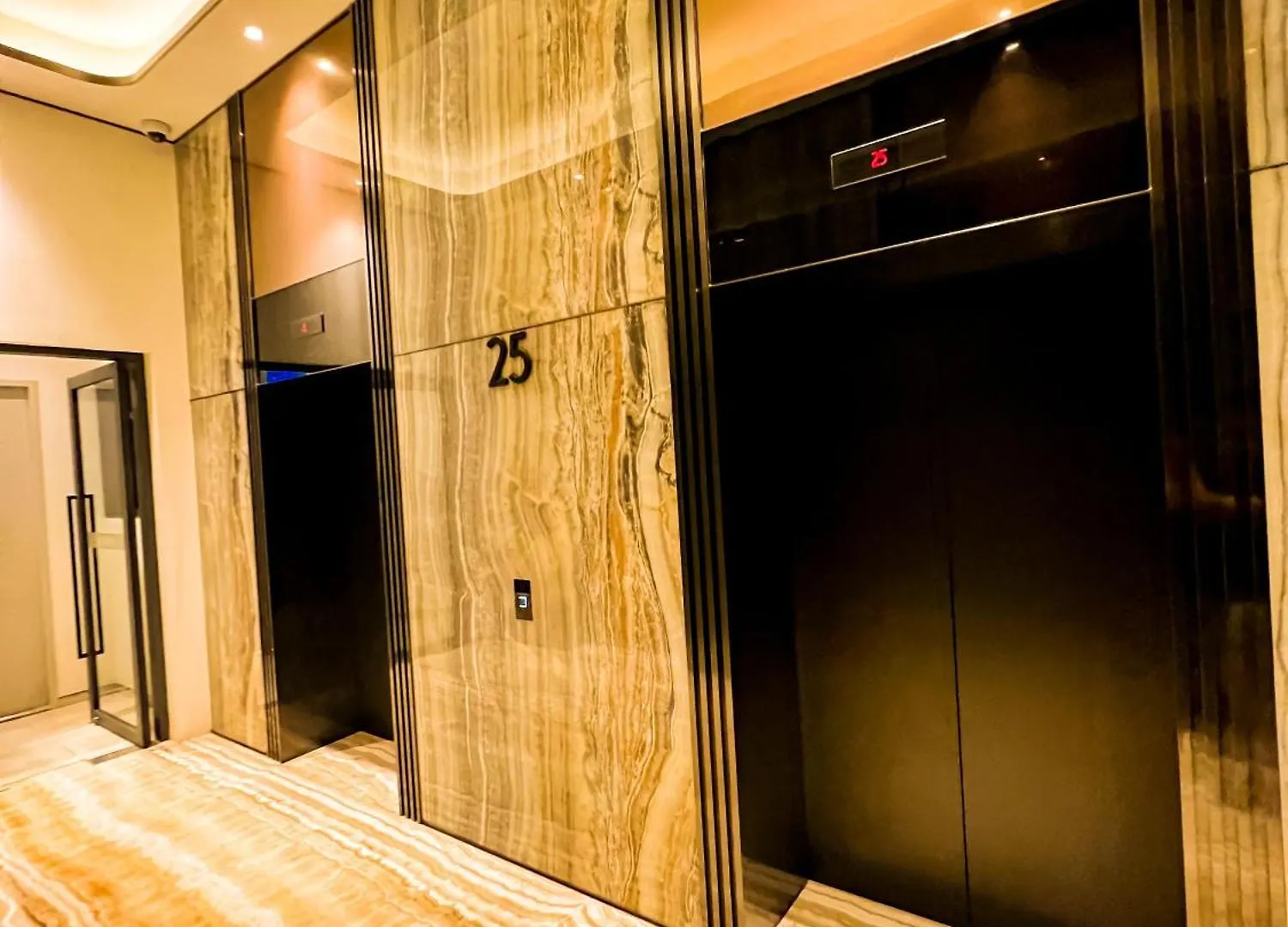 Marq Luxury Apartment 229 Inifity Pool Gym City Center Ho Chi Minh City 0*,